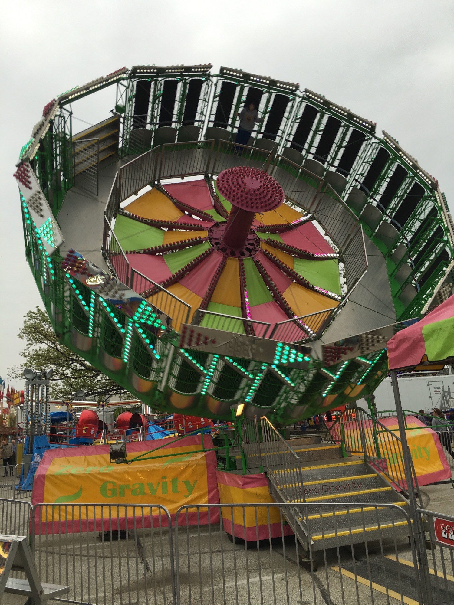 05-11-2016-carnival-4 photo