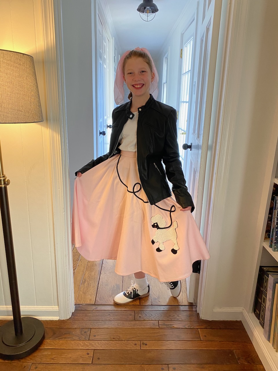 2019-11-16-oldies-dance-and-homecoming-01 photo